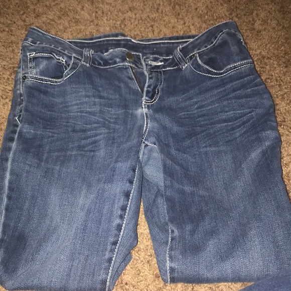 Jeans - Picture 3 of 3